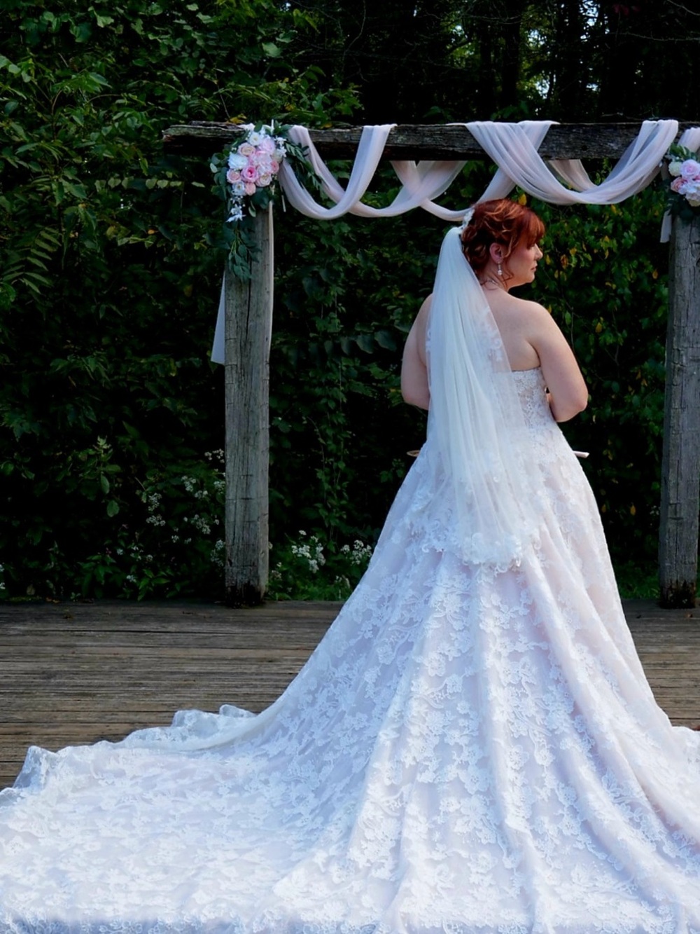 Maggie Sottero Lace A-Line Wedding Dress in Ivory - Picture 3 of 3